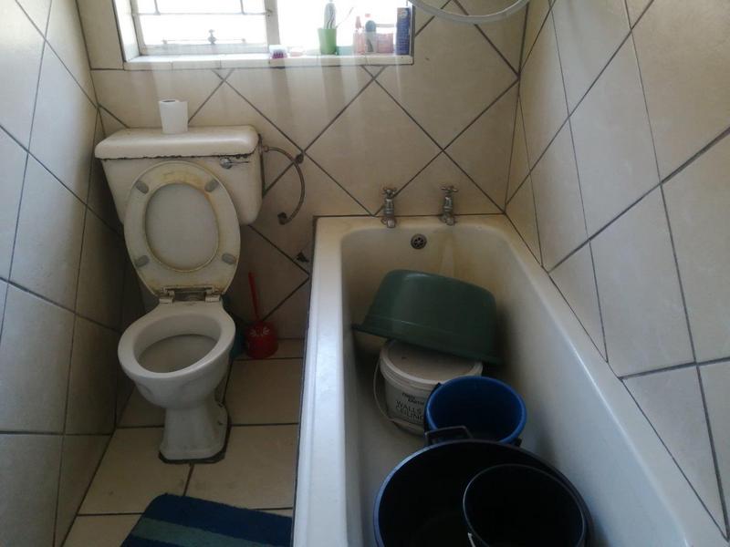 2 Bedroom Property for Sale in Bloemfontein Free State
